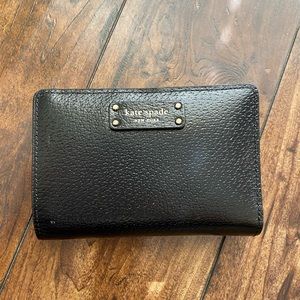 Kate Spade Medium Slim Bifold Wallet